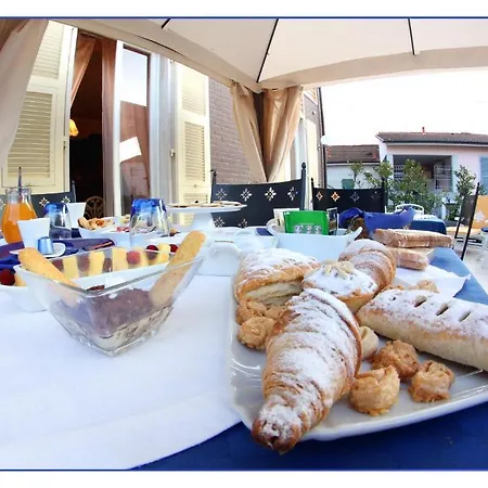 Il Cielo In Una Casa Frühstückspension Arcola